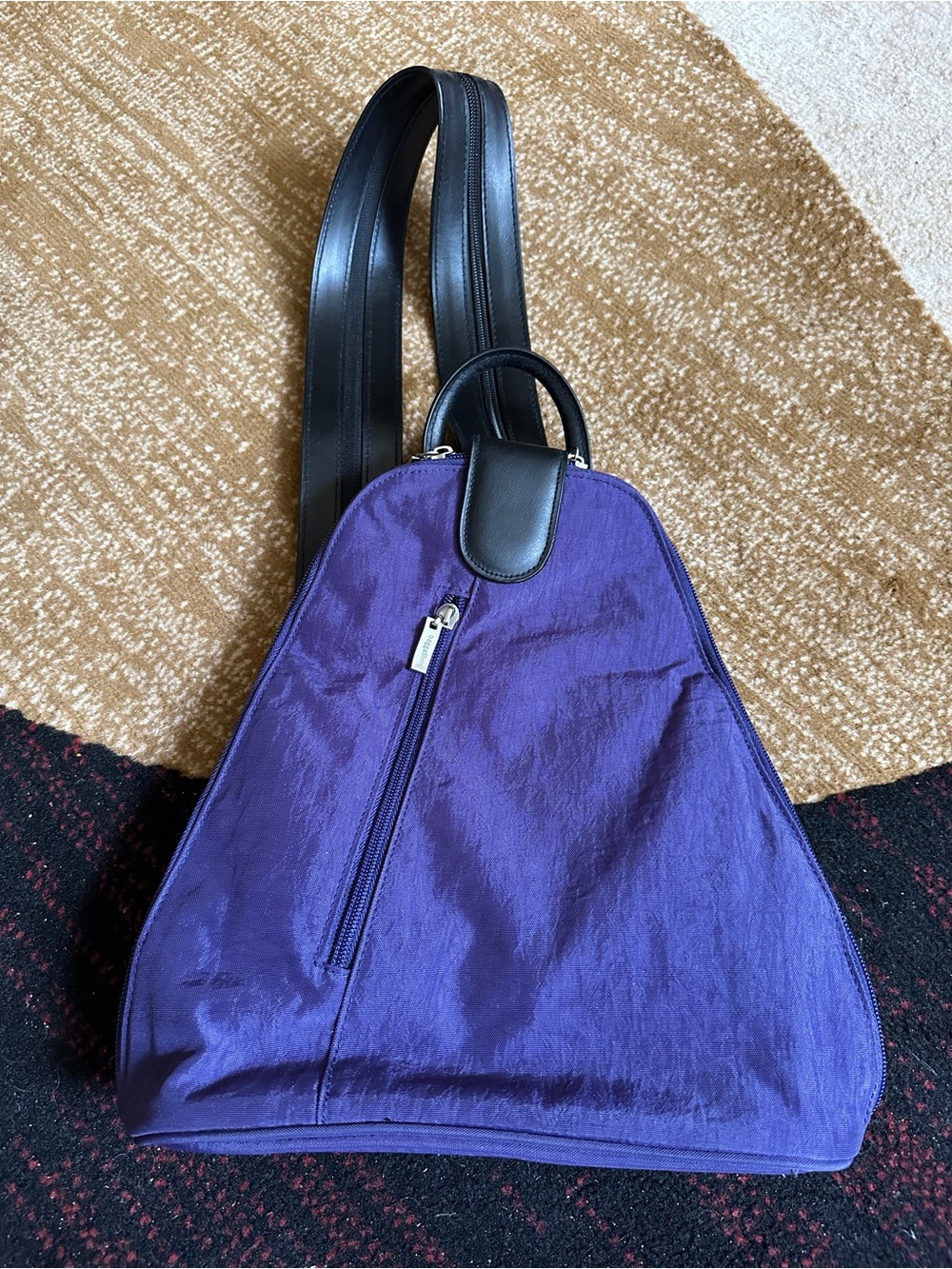 Baggallini Metro Backpack in Purple/Gray Excellent Pre-Owned Condition